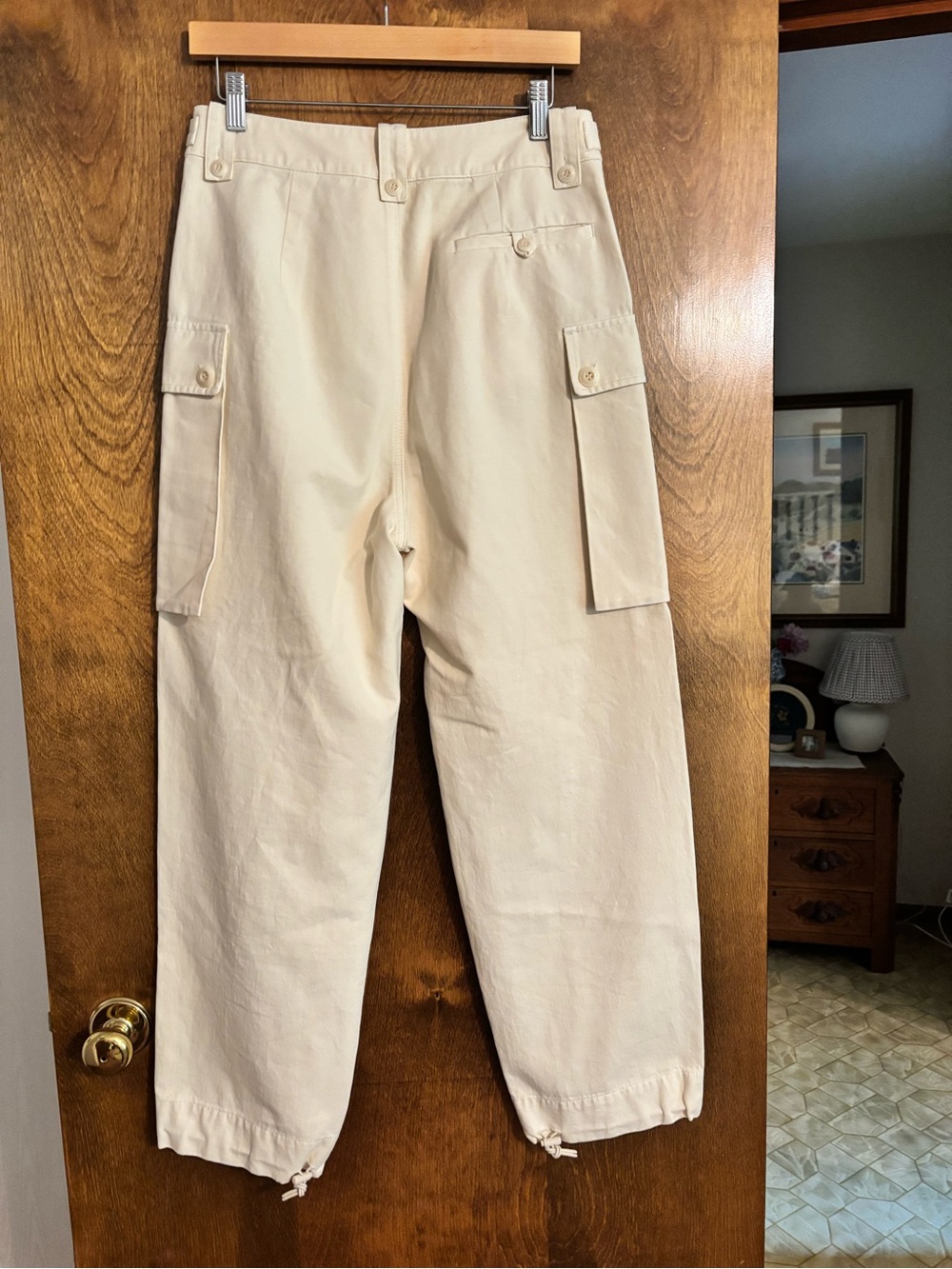 THE GREAT. Convoy Straight-Leg Cargo Pants in Cream - Picture 10 of 12